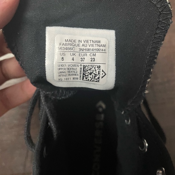 Floral Converse size 6 excellent condition  #B40 - Picture 6 of 6